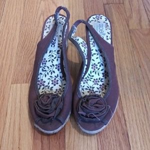 Zoe & Zac brown espadrille wedges